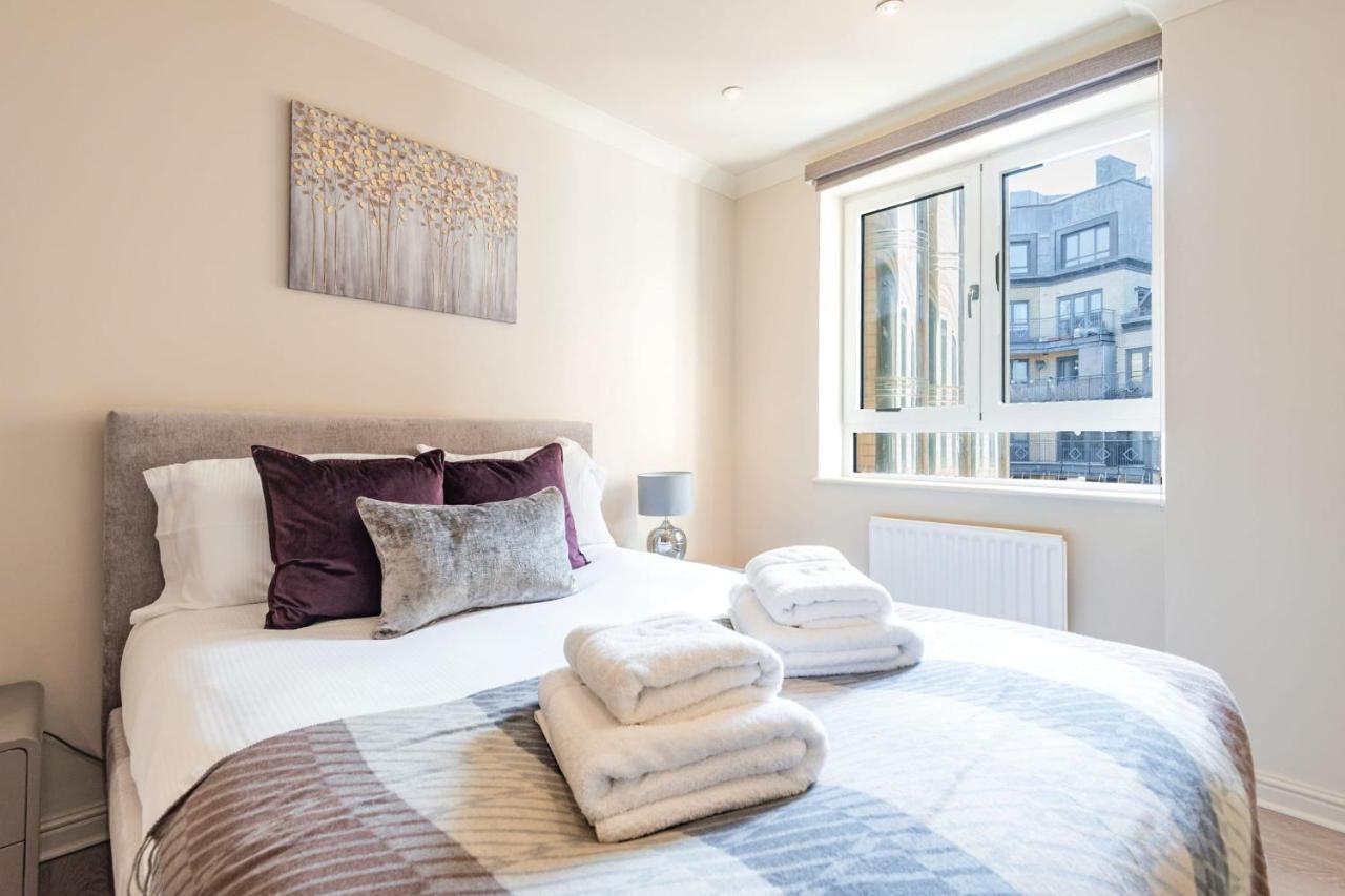 Stunning 3-Bedroom In The Heart Of London With Parking-Hosted By Sweetstay Exterior foto